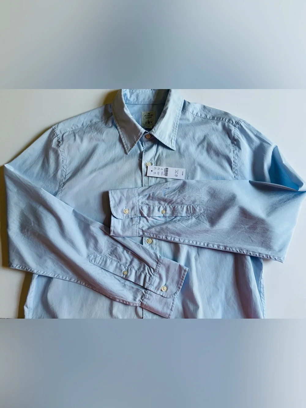 J. Crew Light Blue Men's Poplin shirt with point collar. M. NWT.
